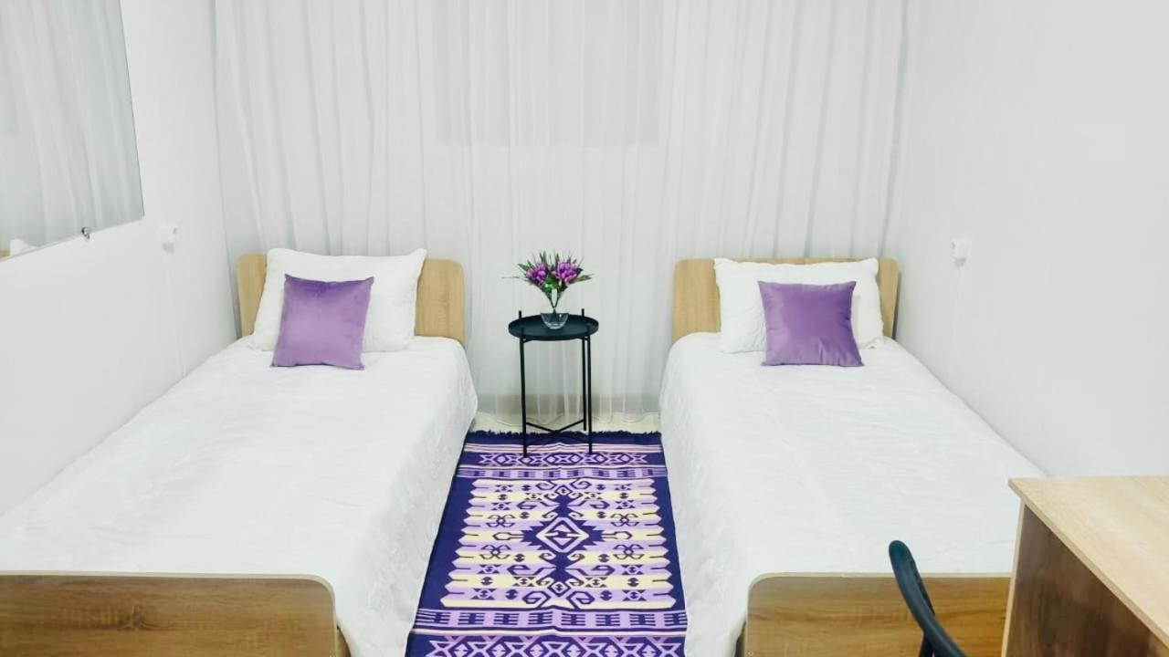 Like Home Hostel Na Timiryazeva อัลมาตี ภายนอก รูปภาพ